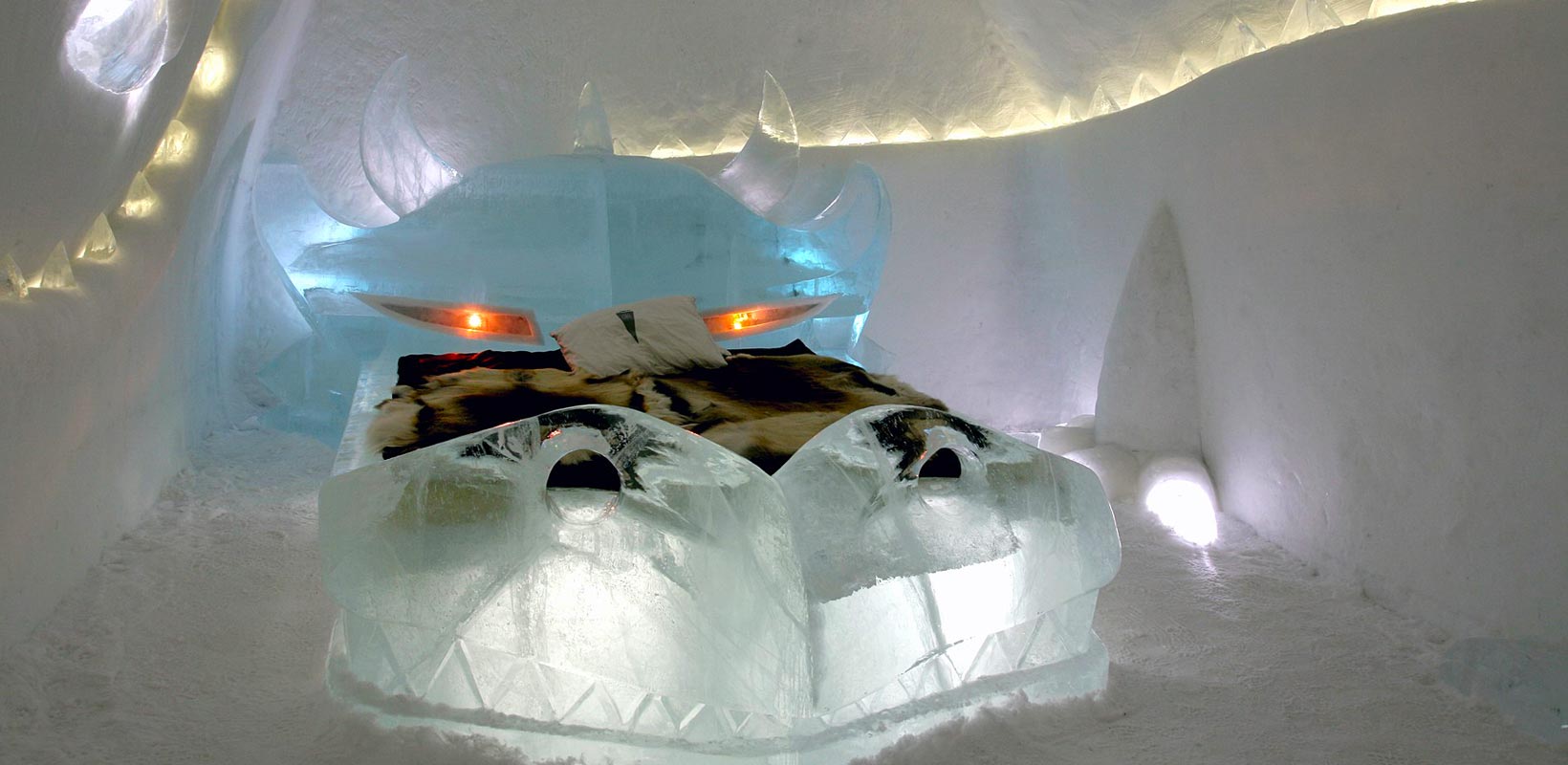 a dragon bed in the ice hotel