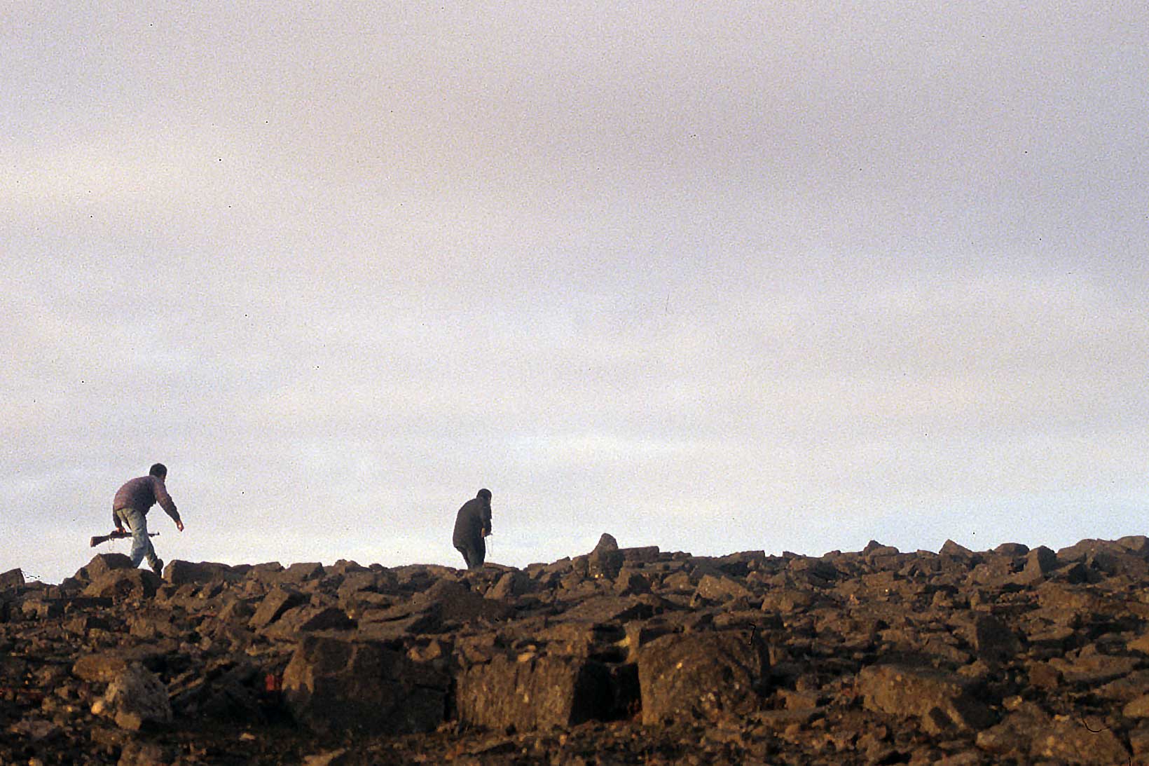 Inuit hunters with guns